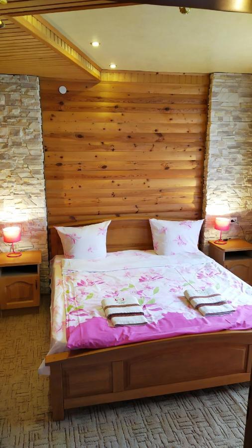 Guest House Shafran Yaremche Exterior foto